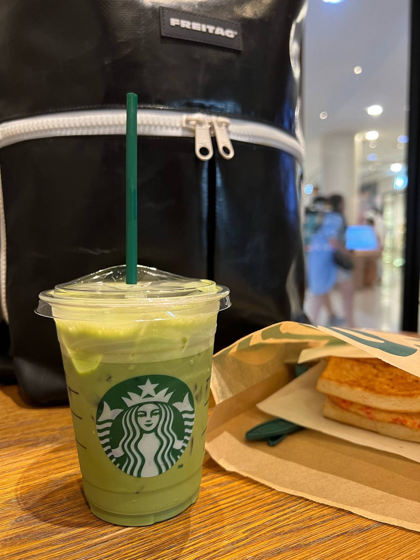 Pure Matcha Latte ร้าน Starbucks Gaysorn Village