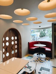 Crema Cafe and Books สีลม