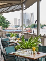 โรงแรมเพนนินซูลา กรุงเทพ