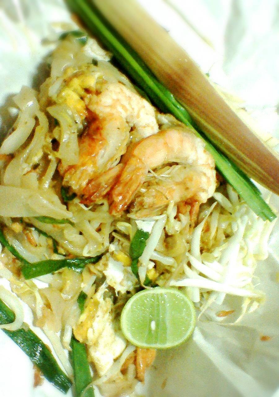 รีวิว ผัดไท หอยทอด ตลาดหทัยมิตร - อีกหนึ่งร้านที่คนไม่ชอบปัดไทต้องลองชิม