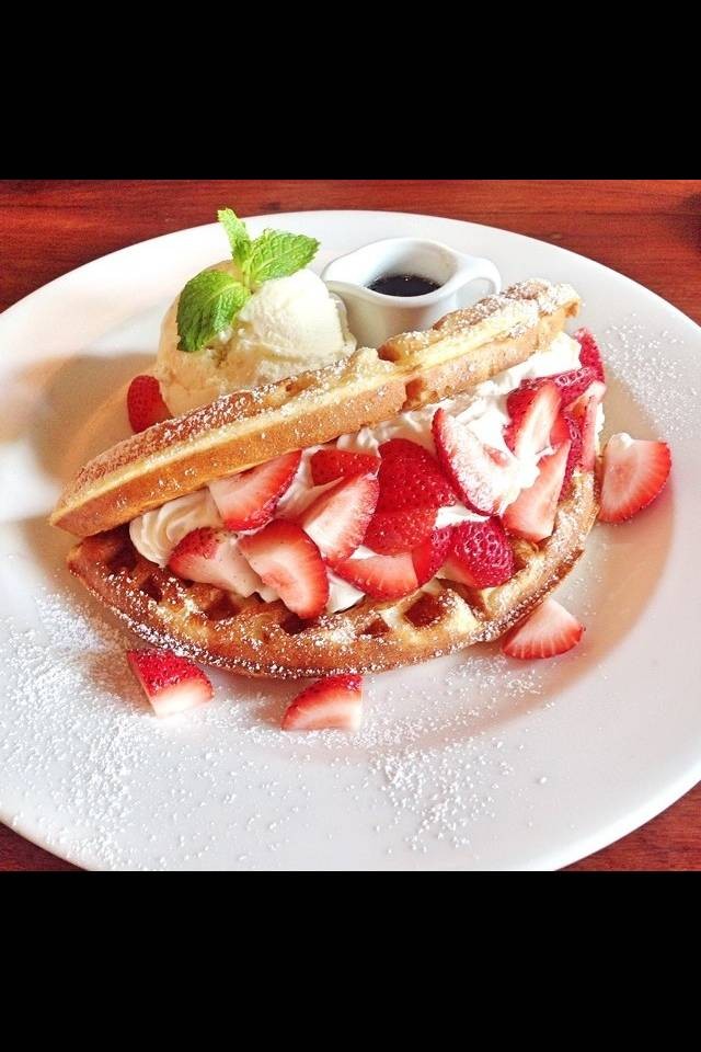 รีวิว Roast Coffee & Eatery ซีนสเปซ ทองหล่อ บรรยากาศหรูๆ ณ roast