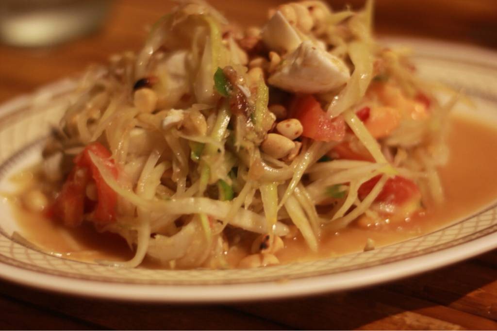 รีวิว Papaya Mom ร้านอีสานอร่อย บนถนนคนเดิน