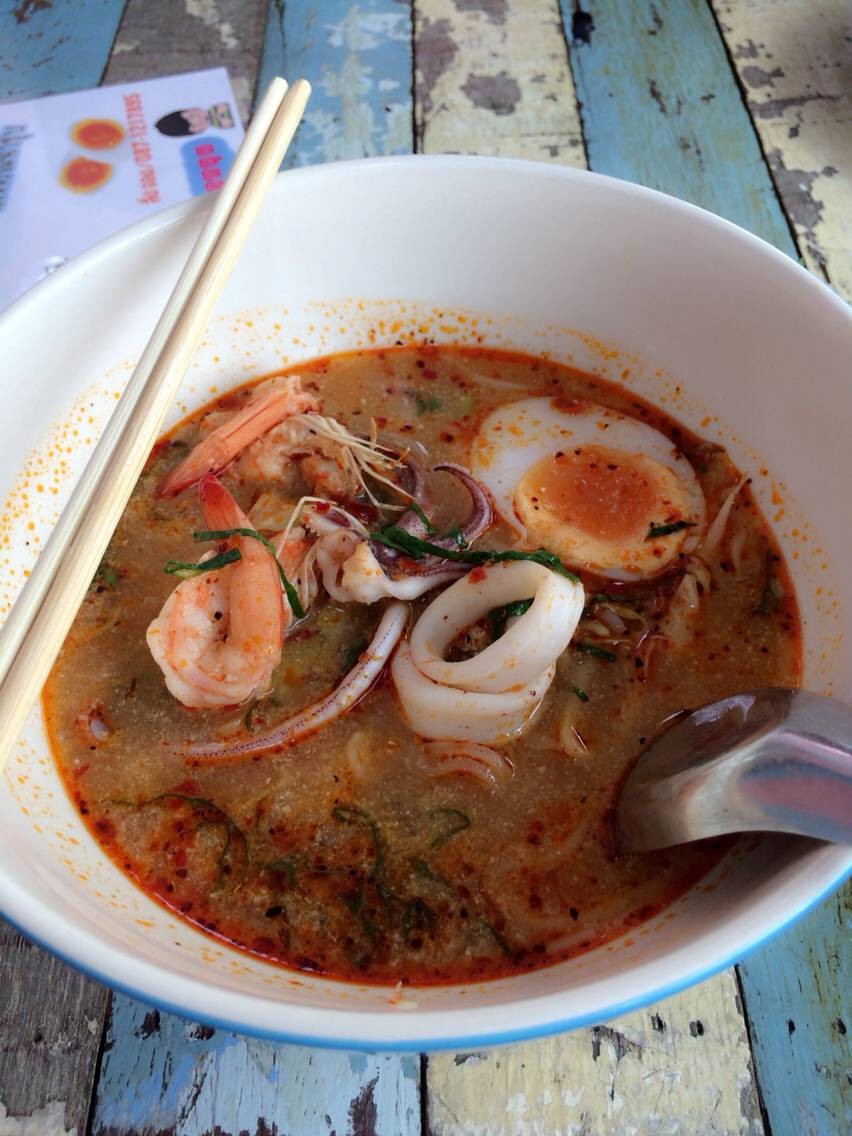 รีวิว ก๋วยเตี๋ยวต้มยำไข่ - ต้มยำรสชาติดี ไม่ต้องปรุงเลย - Wongnai