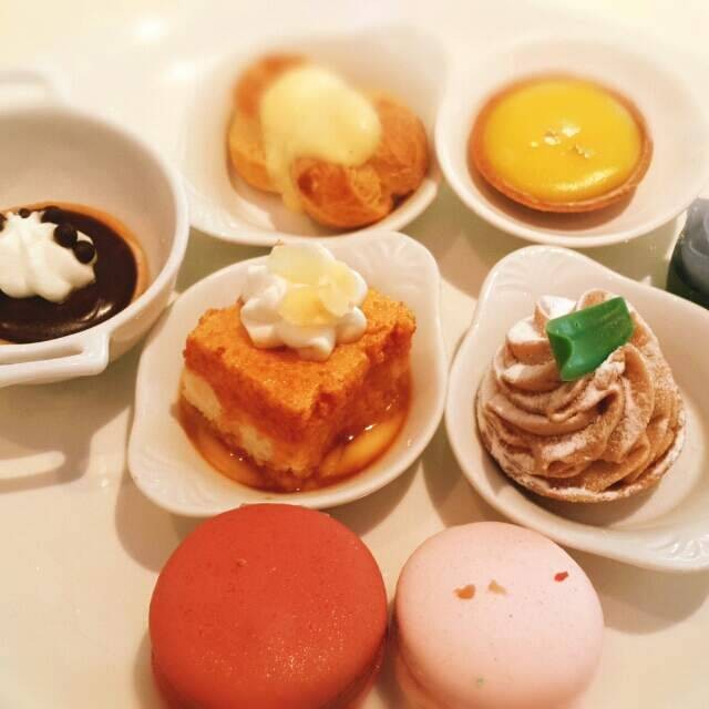 รีวิว Lord Jim's Restaurant โรงแรมโอเรียนเต็ล Lunch Buffet คุณภาพดี