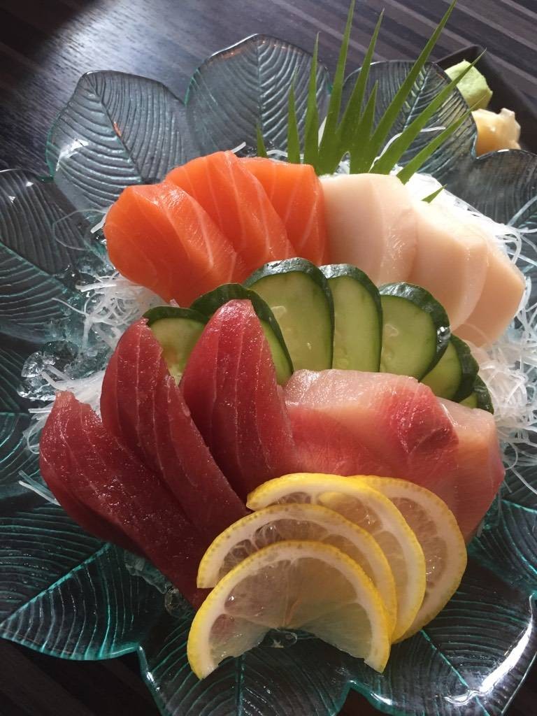 ร้าน High Hat Sushi Bar (ไฮแฮท ซูชิ บาร์) รีวิวร้านอาหาร Wongnai