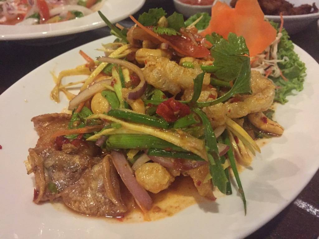 รีวิว เชียงรายรำลึก (Kaffee Hub) ร้านที่คนเชียงรายแนะนำให้ไป