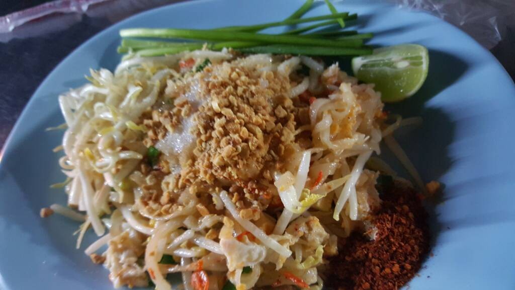 รีวิว ผัดไทป้าเช้า ตลาดบางเอียน - ผัดไท ตลาดโต้รุ่ง