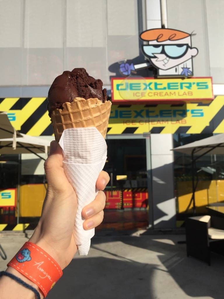 รีวิว dexter's ICE CREAM LAB ร้านไอติมในสวนน้ำ cartoon network