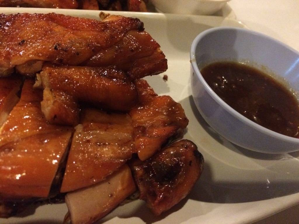 รีวิว Papaya Mom ส้มตำรสไม่กลมกล่อม เส้นมะละกอไม่กรอบ. ไก่ย่างพอทาน