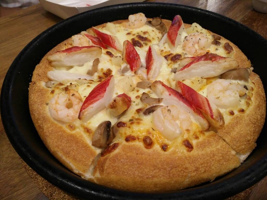 Seafood Paradise Pizza • หน้าเยอะ จัดเต็มทั้งกุ้ง ปูอัดชิ้นโต พร้อมเห็ด