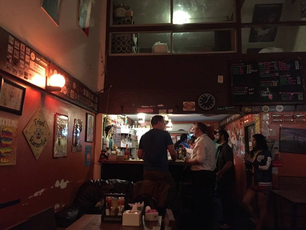 รีวิว Fatty's Bar & Diner - อเมริกันสไตล์มากค่าา