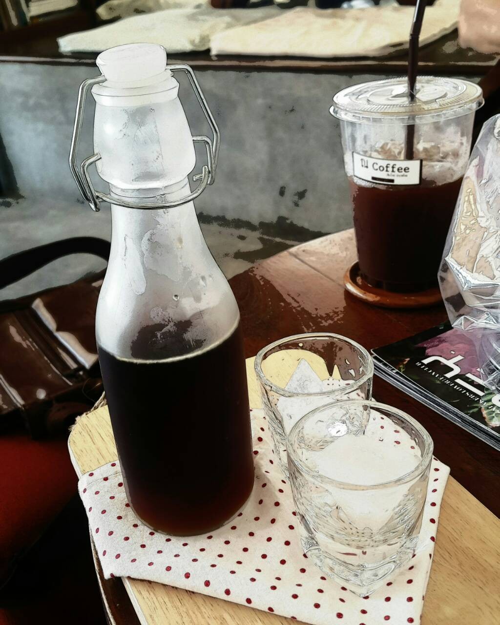รีวิว ณ coffee - ร้านกาแฟที่คุณจะรู้รสชาติกาแฟมากขึ้น ปล.เจ้าของแซ่บนะเออ