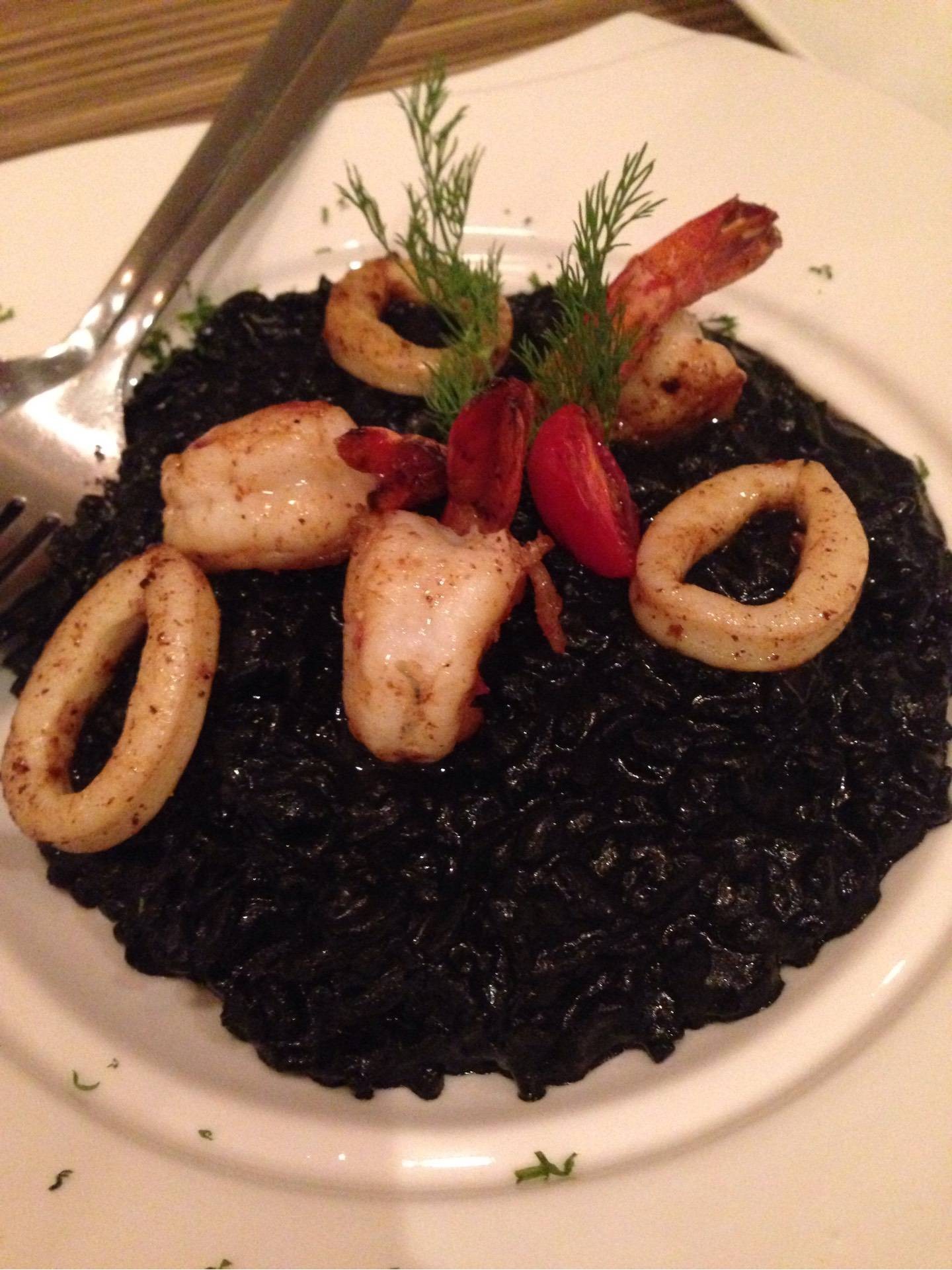 Squid Ink Risotto ร้าน Pizzazo Bistro - Wongnai