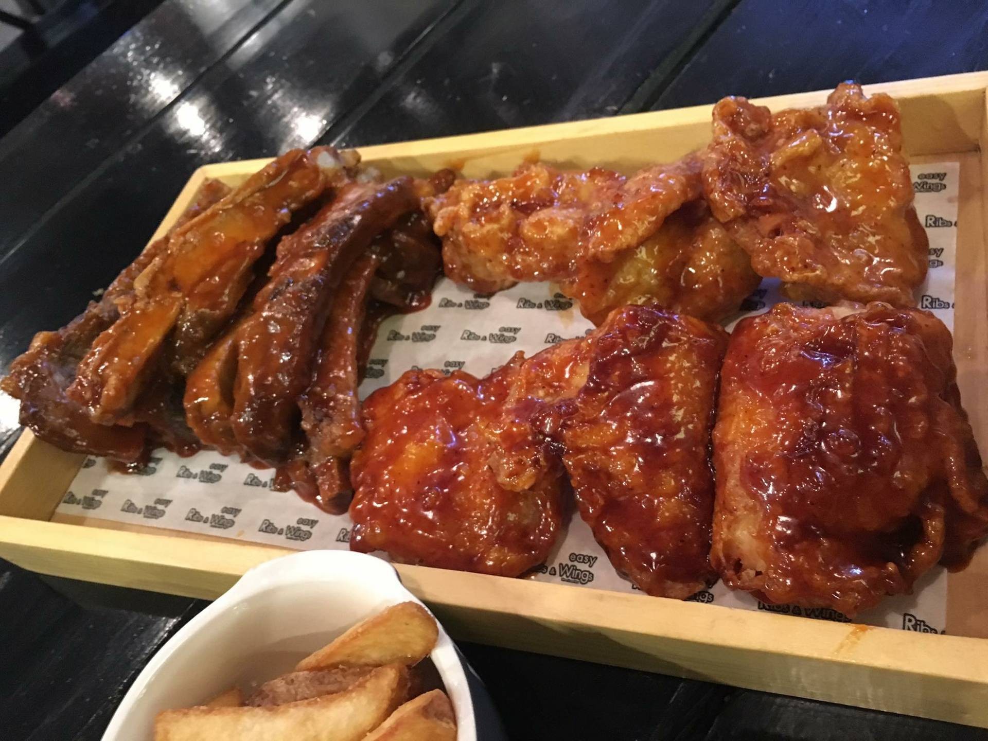 รีวิว Easy Ribs & Wings By Wine I Love You Central Eastville ซี่โครงนุ่มมากกกกก