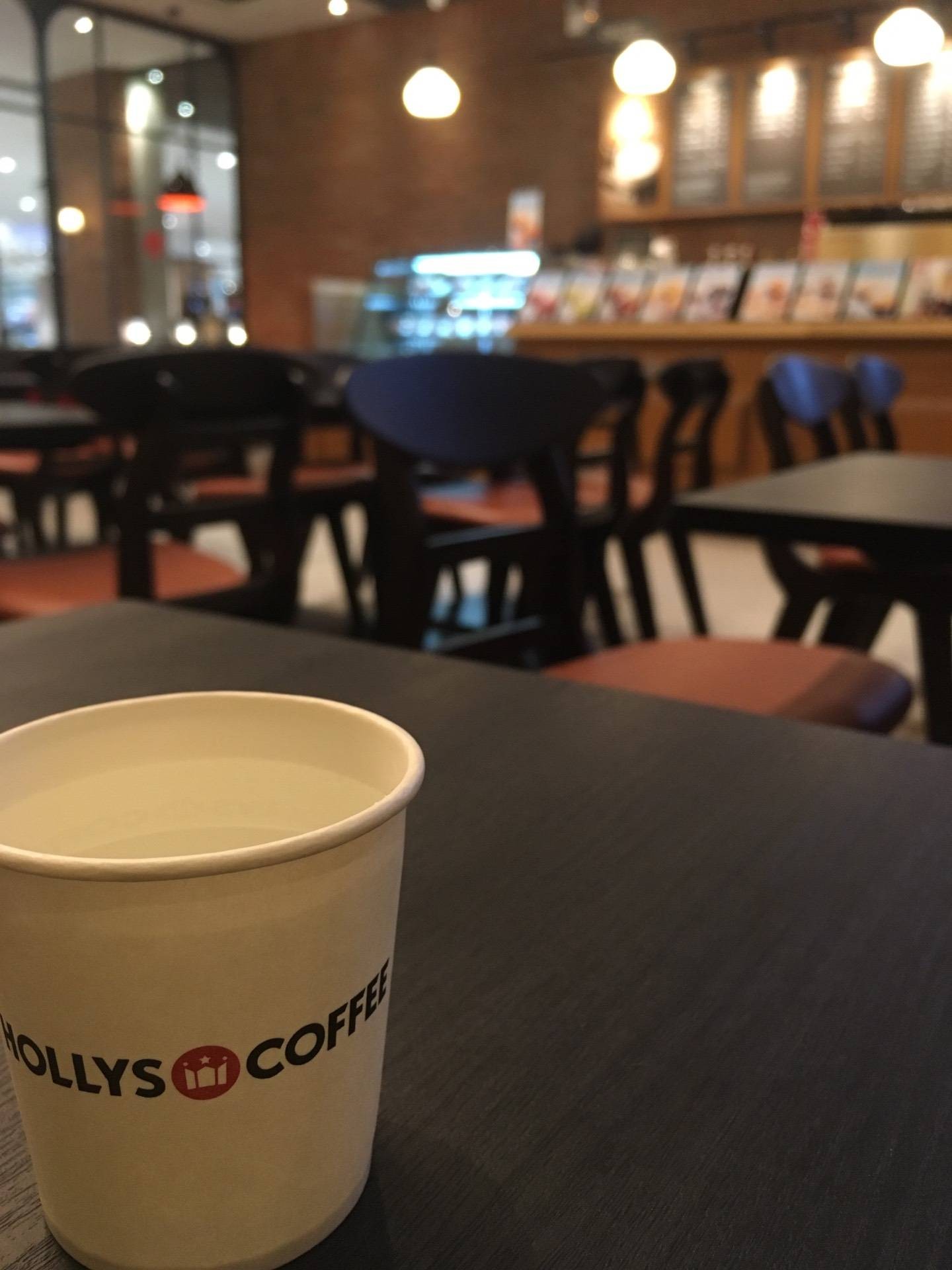 รีวิว Hollys Coffee Central Westgate บิงซูเต็มๆคำอิ่มกันไปเลย Wongnai