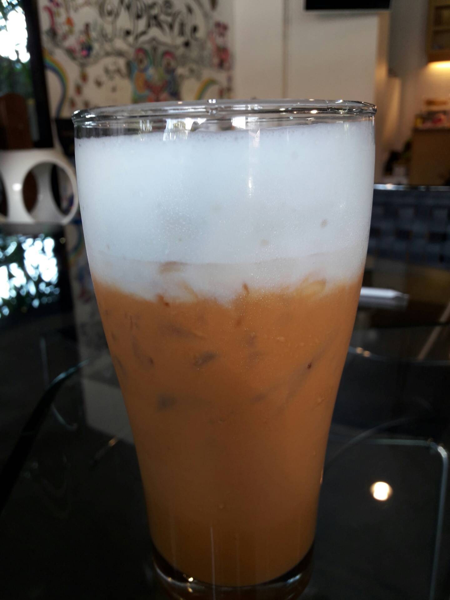 รีวิว IMPROVISE COFFEE สาขาตรงข้ามรร.เรยีนา ร้านกาแฟชนชั้นกลาง