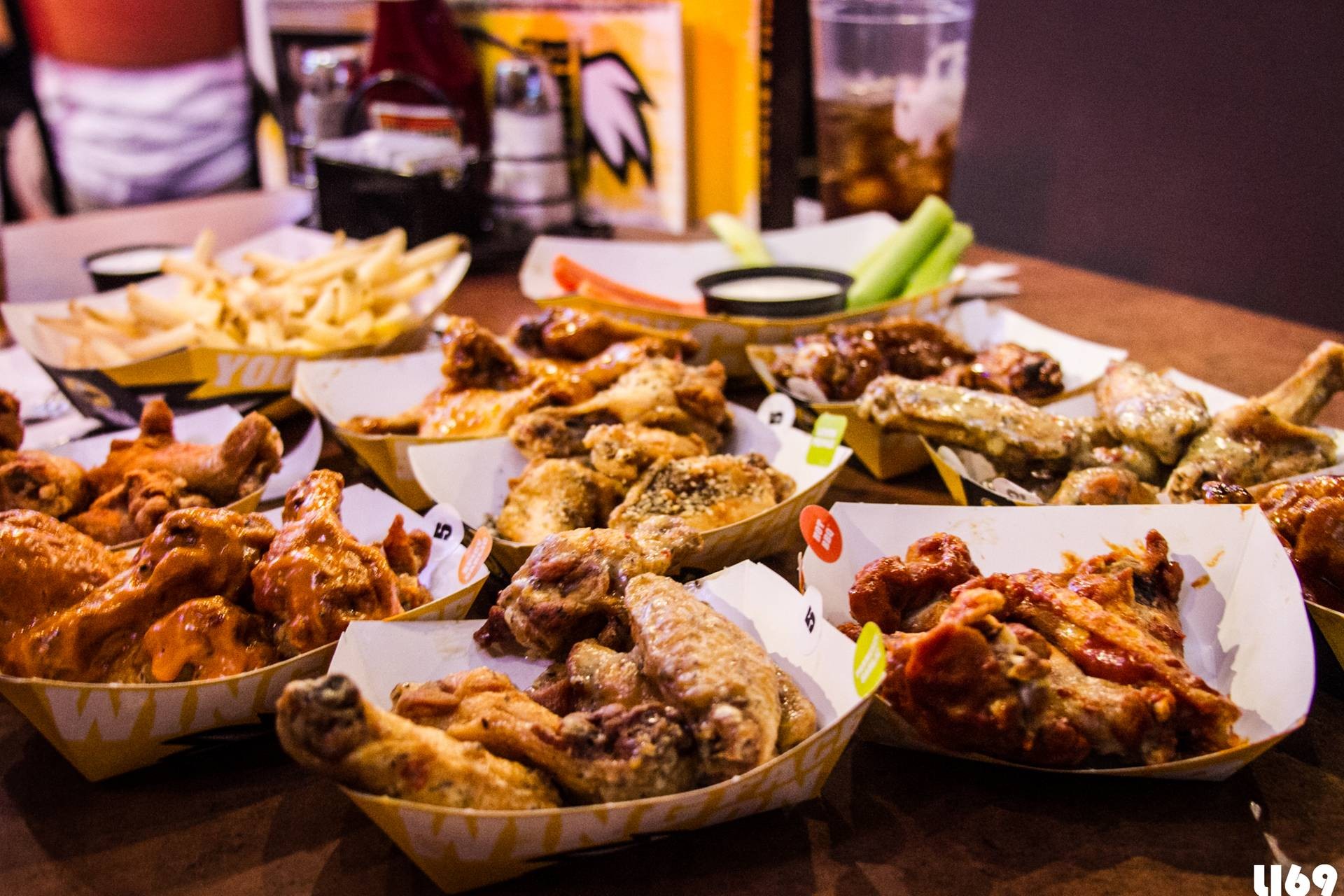 ร้าน buffalo wild wings รีวิวร้านอาหาร Wongnai