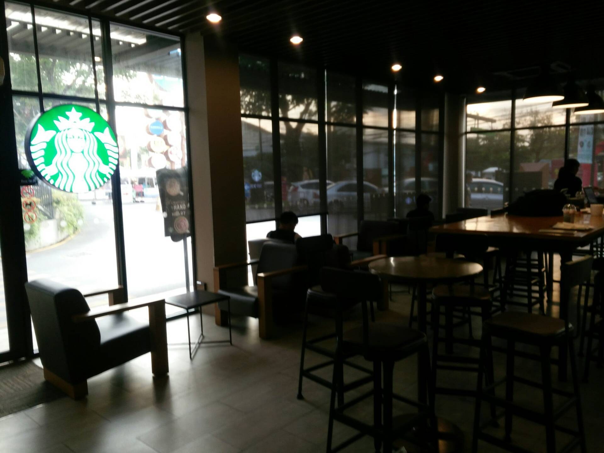 รีวิว Starbucks The Jas วังหิน ร้านกาแฟแบรนด์ดังรสเลิศ มีdrive Thru