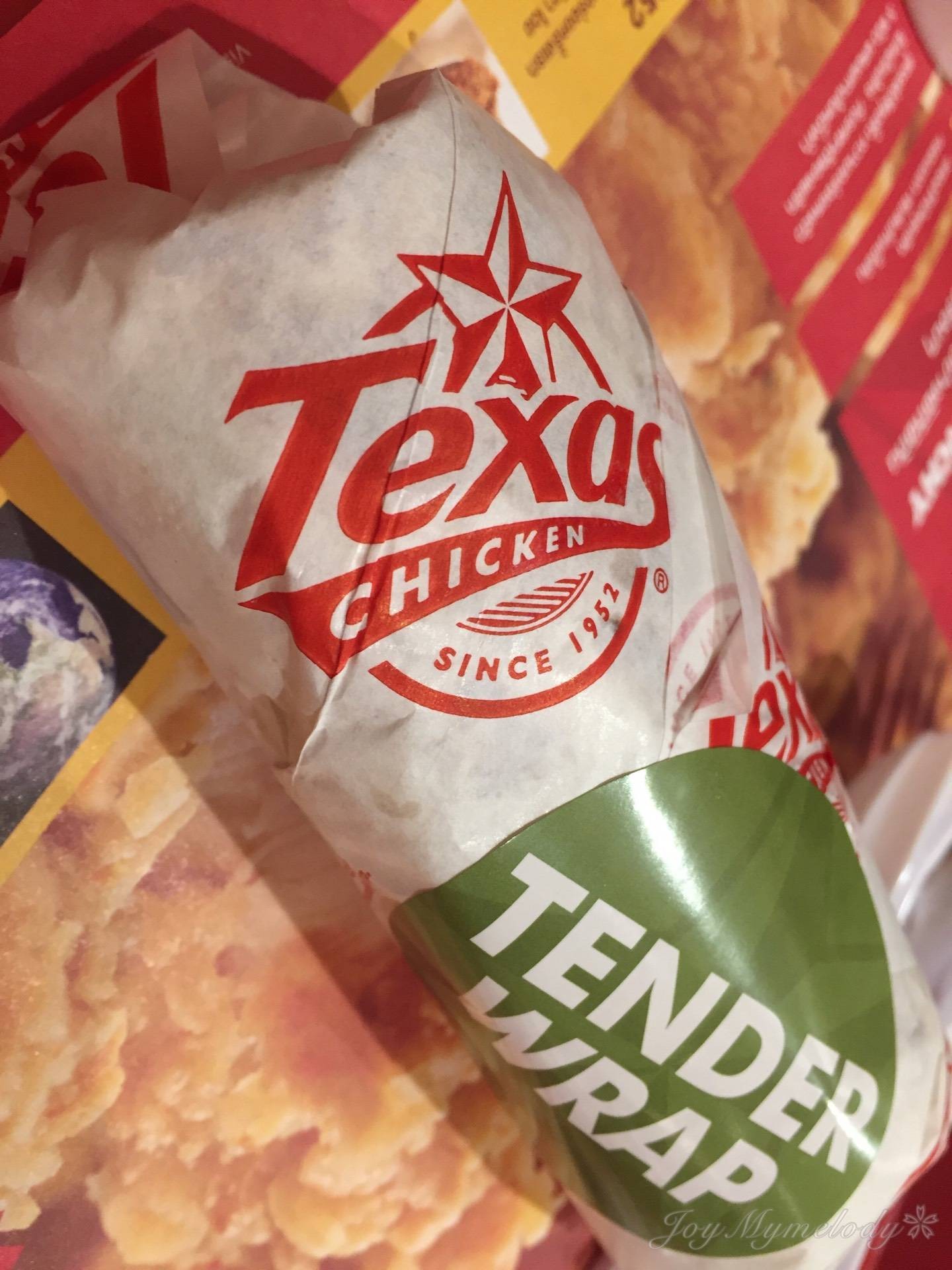 Tender Wrap • แป้งตอติญ่า ด้านในไส้จะมีไก่ทอด ซอสมาโย และผักกาดหอมสด