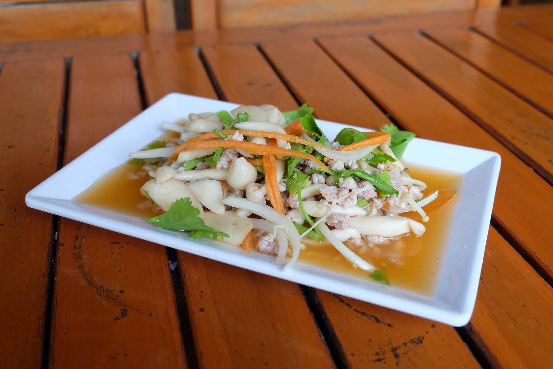 ร้าน บ้านคุณปู่ (ยำใหญ่) | รีวิวร้านอาหาร