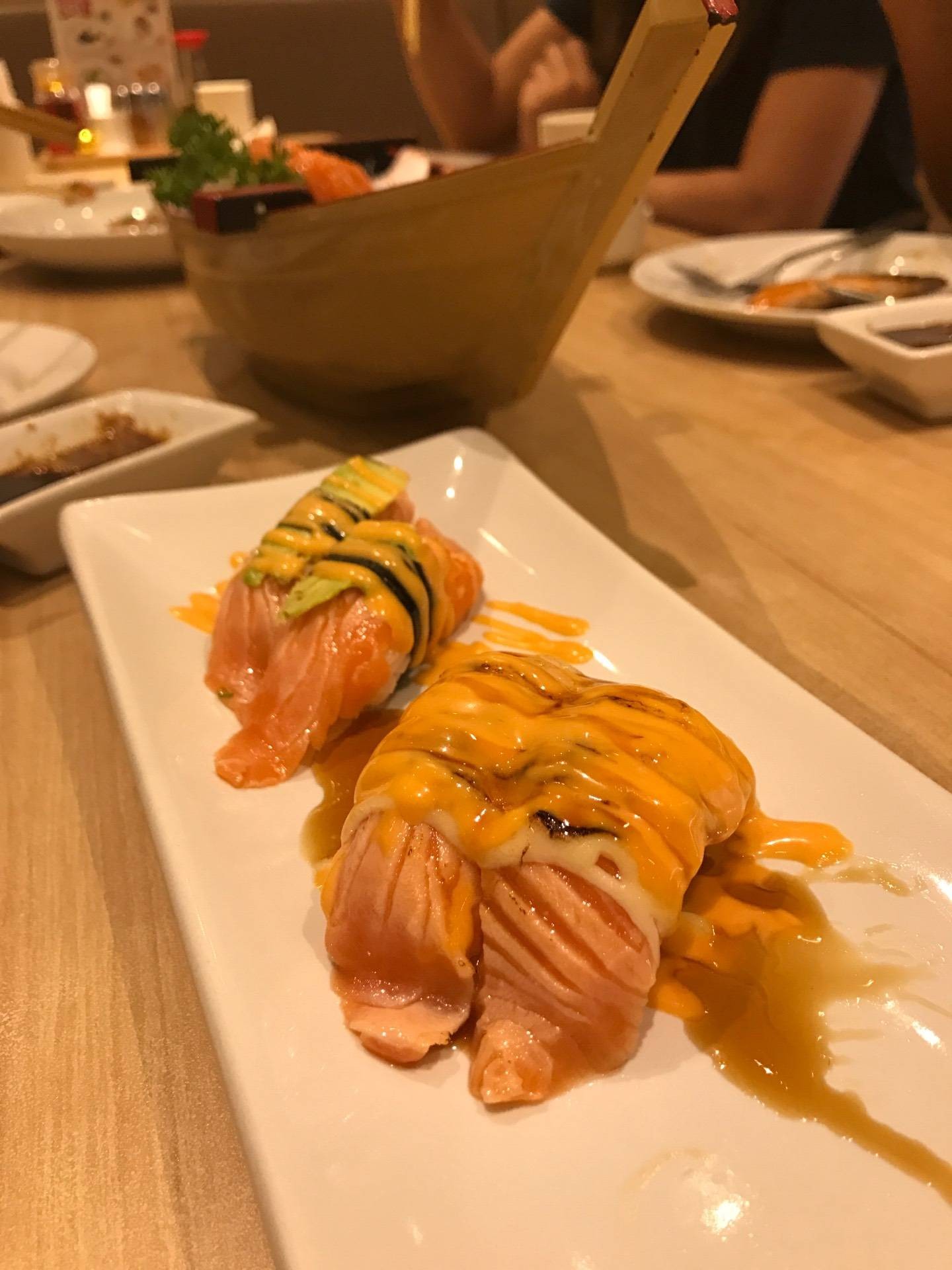 รีวิว Kin donburi เซ็นทรัลพลาซา เวสต์เกต - ปลาเน้นๆ เต็มคำ - Wongnai