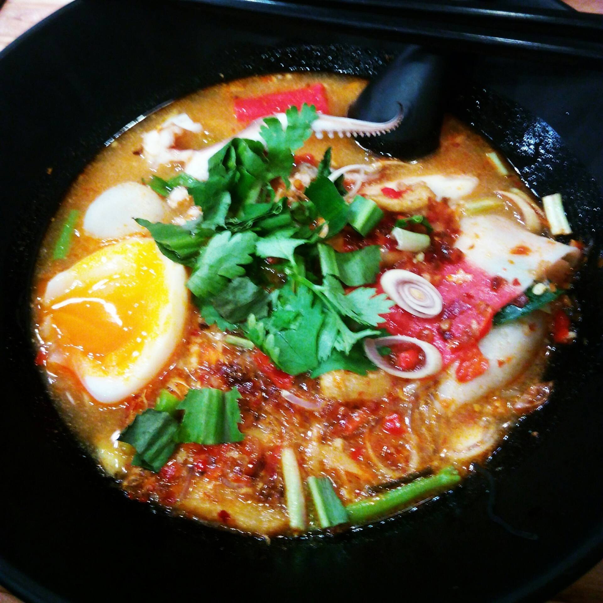 รีวิว Noodles Loft มีเมนูเยอะ รสชาติอร่อย ราคาไม่แพงเหมาะสำหรับ