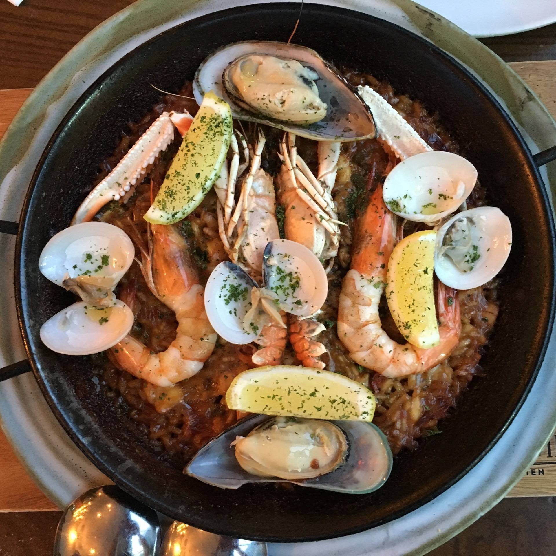รีวิว THYME Eatery&Bar ร้านอาหารสเปนบนถนนนางลิ้นจี่