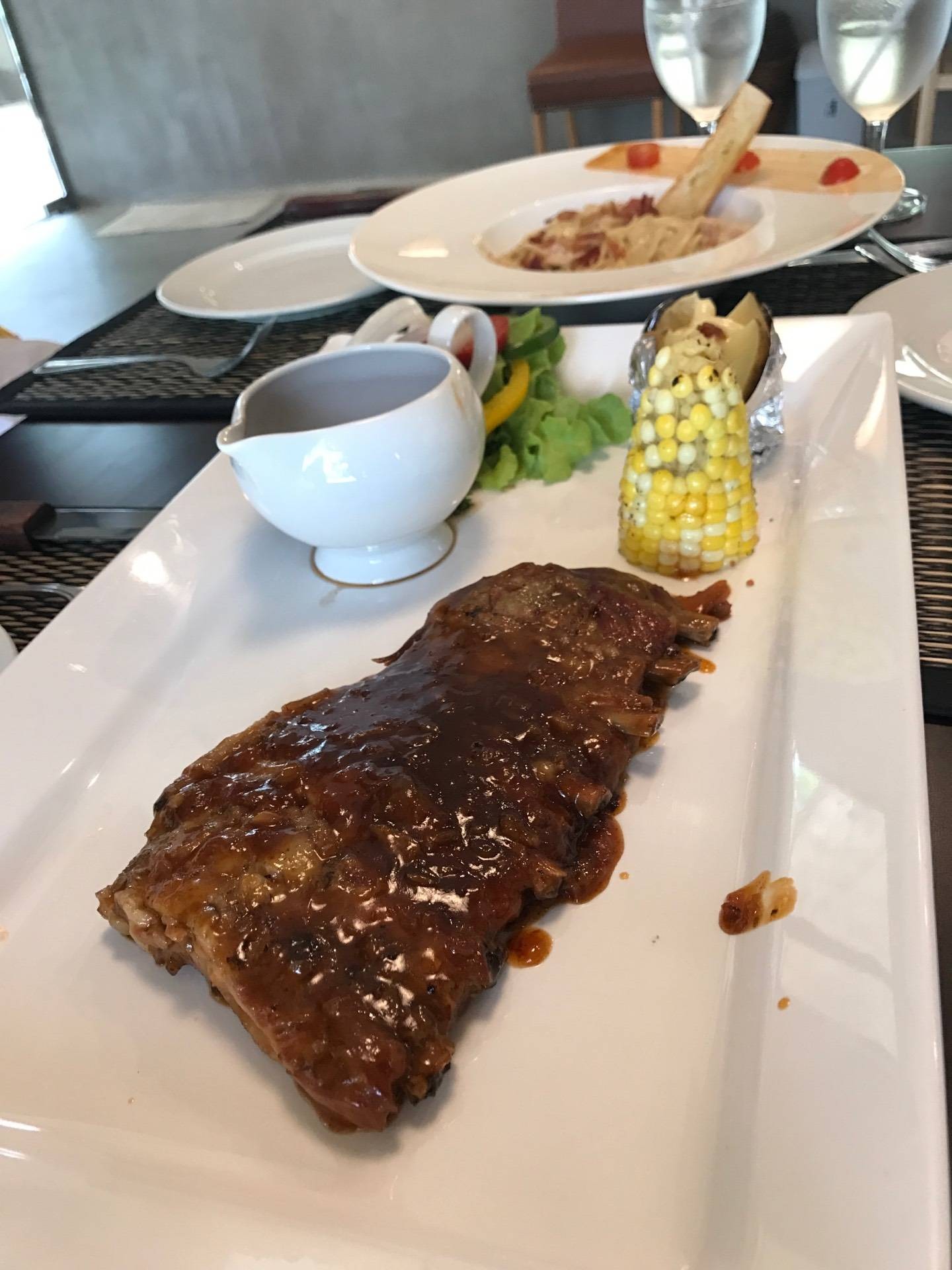 รีวิว Grills House Kanchanaburi อาหารอร่อย สะอาด นั่งสบายๆชิลล์ๆ