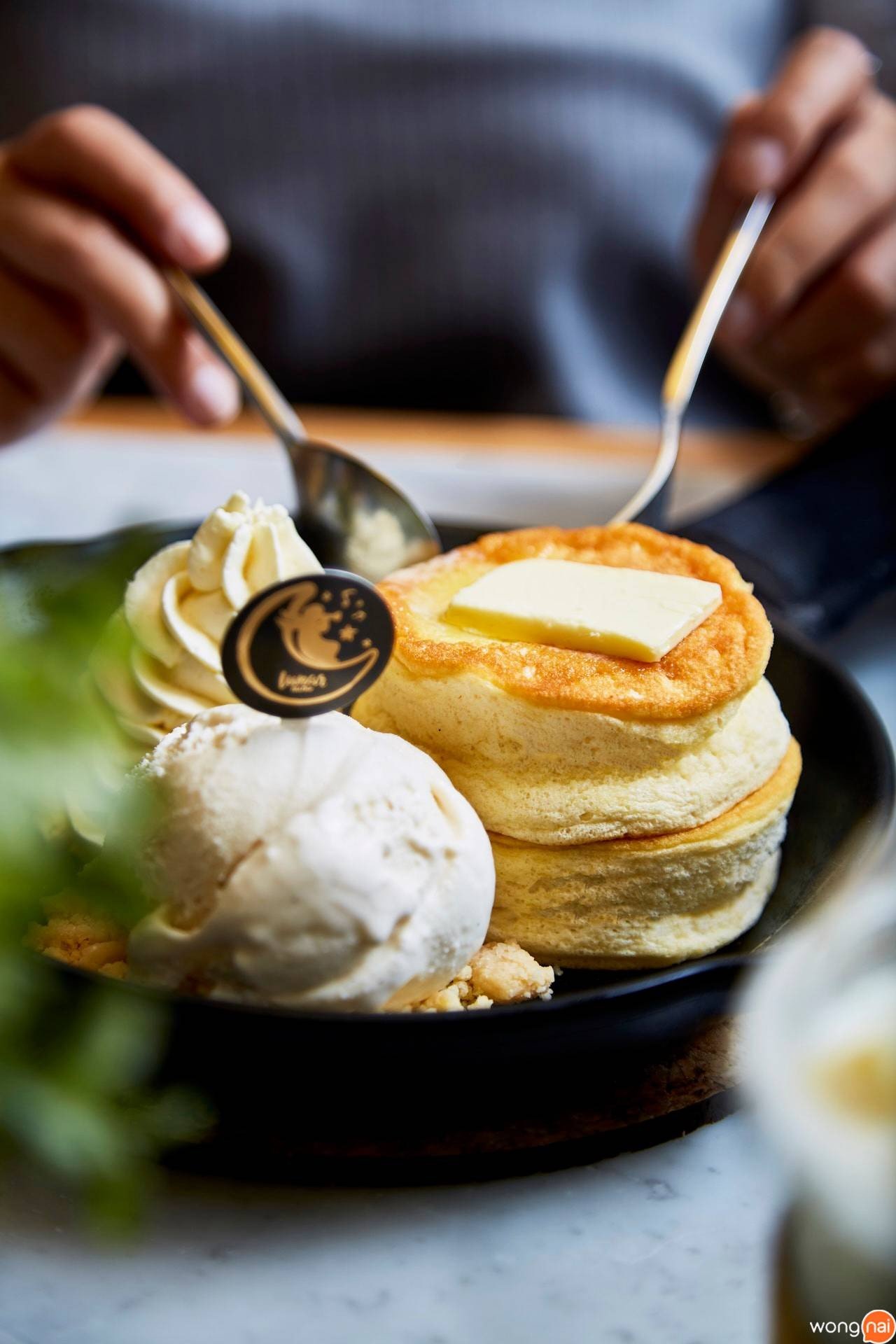 Original Soufflé Pancake1 ร้าน Lunar Nuna Korean Dessert Cafe Siam