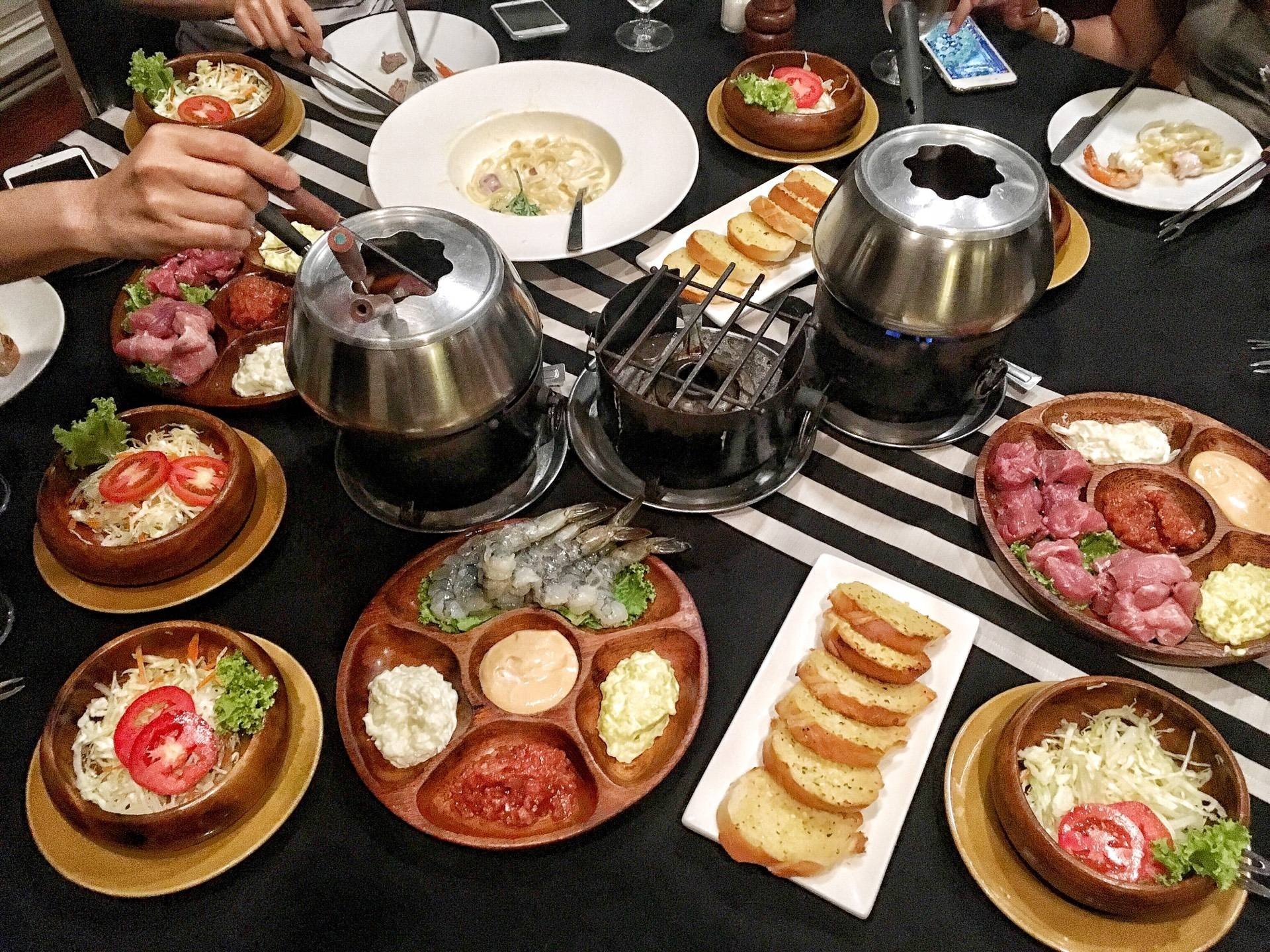 รีวิว Fondue House Fondue House จิ้มๆจุ่มๆ กับมื้อดีๆในเมนูฟองดูว์