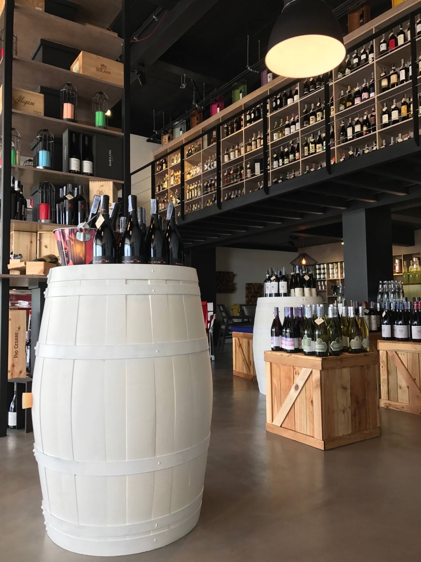 รีวิว Italasia wine cellar Phuket The larger importer and distributor