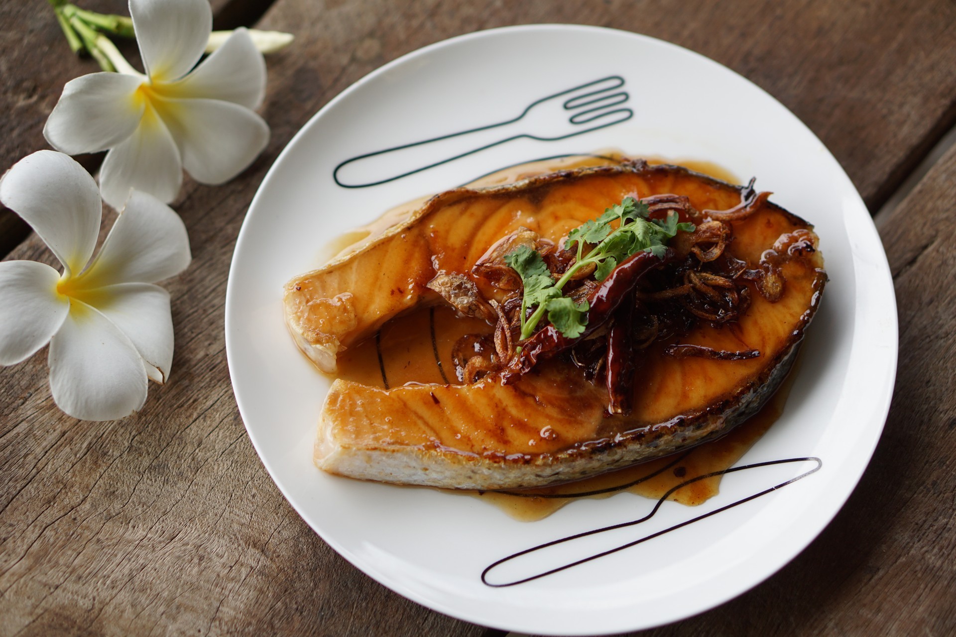 เมนูแซลมอนซอสมะขาม