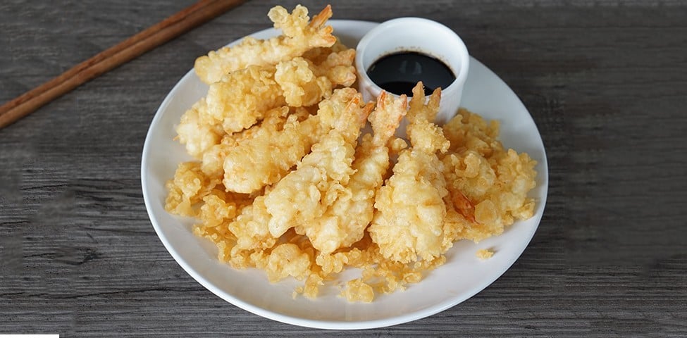 วิธีทำ “กุ้งเทมปุระ” เมนูอาหารญี่ปุ่น กรอบ ฟู ฟินไม่แพ้ร้าน!