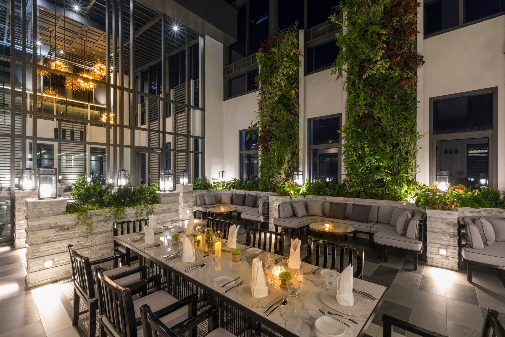Tripadvisor рестораны. Ресторан Grill Room Монако. Restaurant.staff.Room. Grill Room service