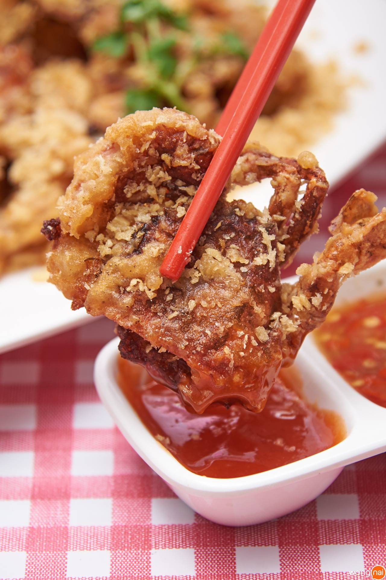 ปูนิ่มผัดพริกเกลือฮ่องกง ของ ร้าน คิวทอง คิทเช่น