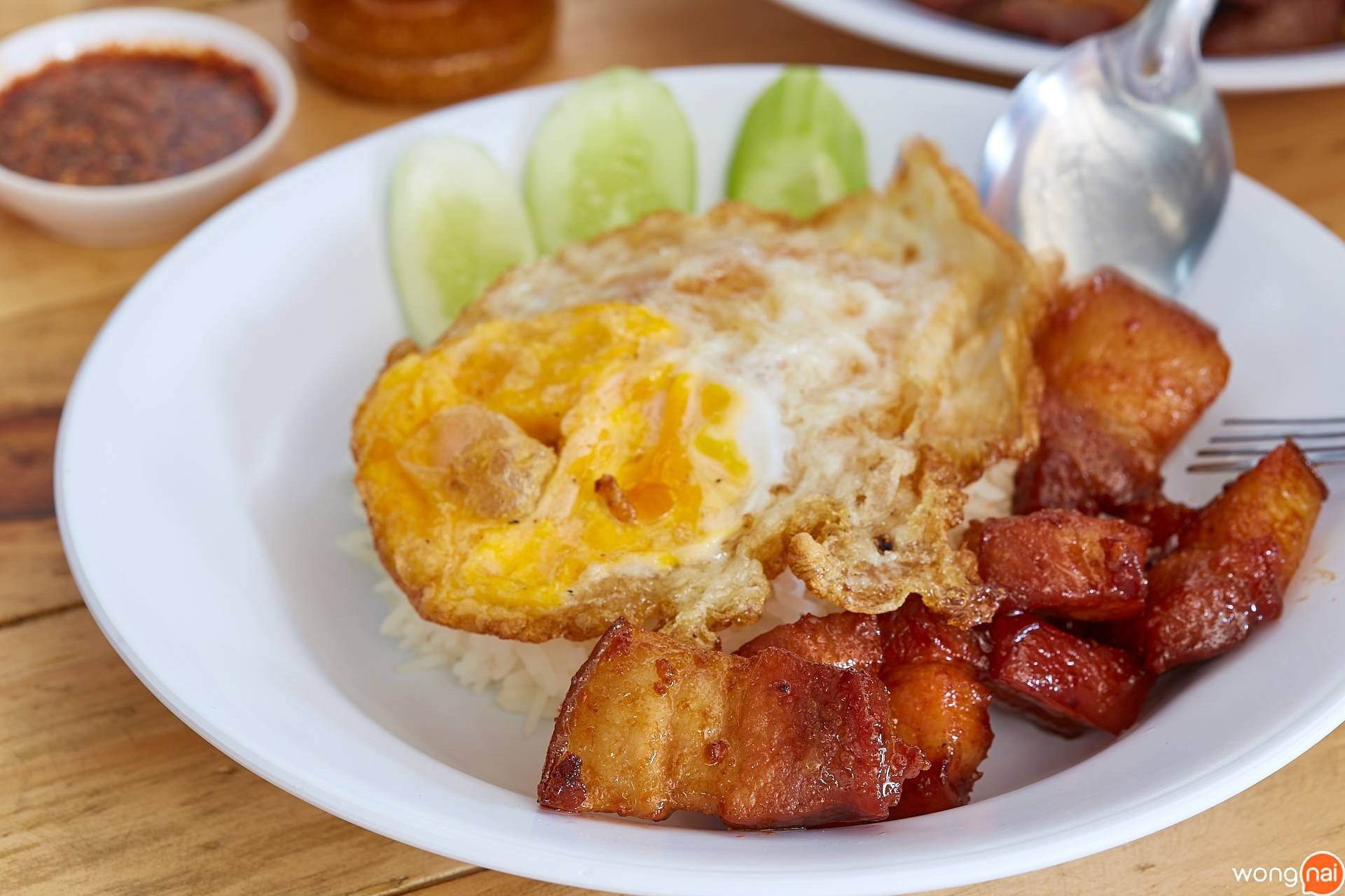 หมูสามชั้นออริจินอล ร้าน หมูทอด BunBun