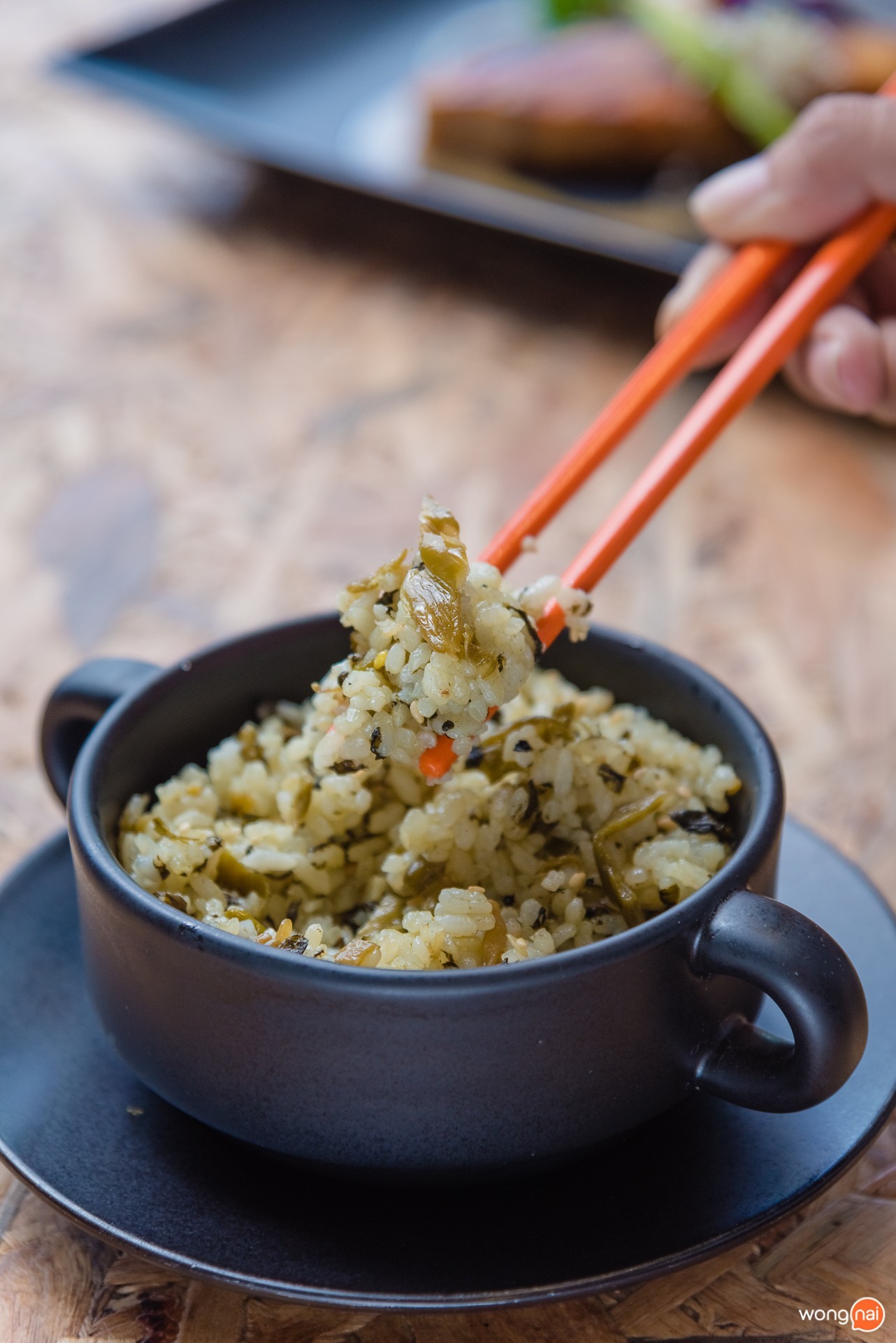เมนู “Takana Yakimeshi”
