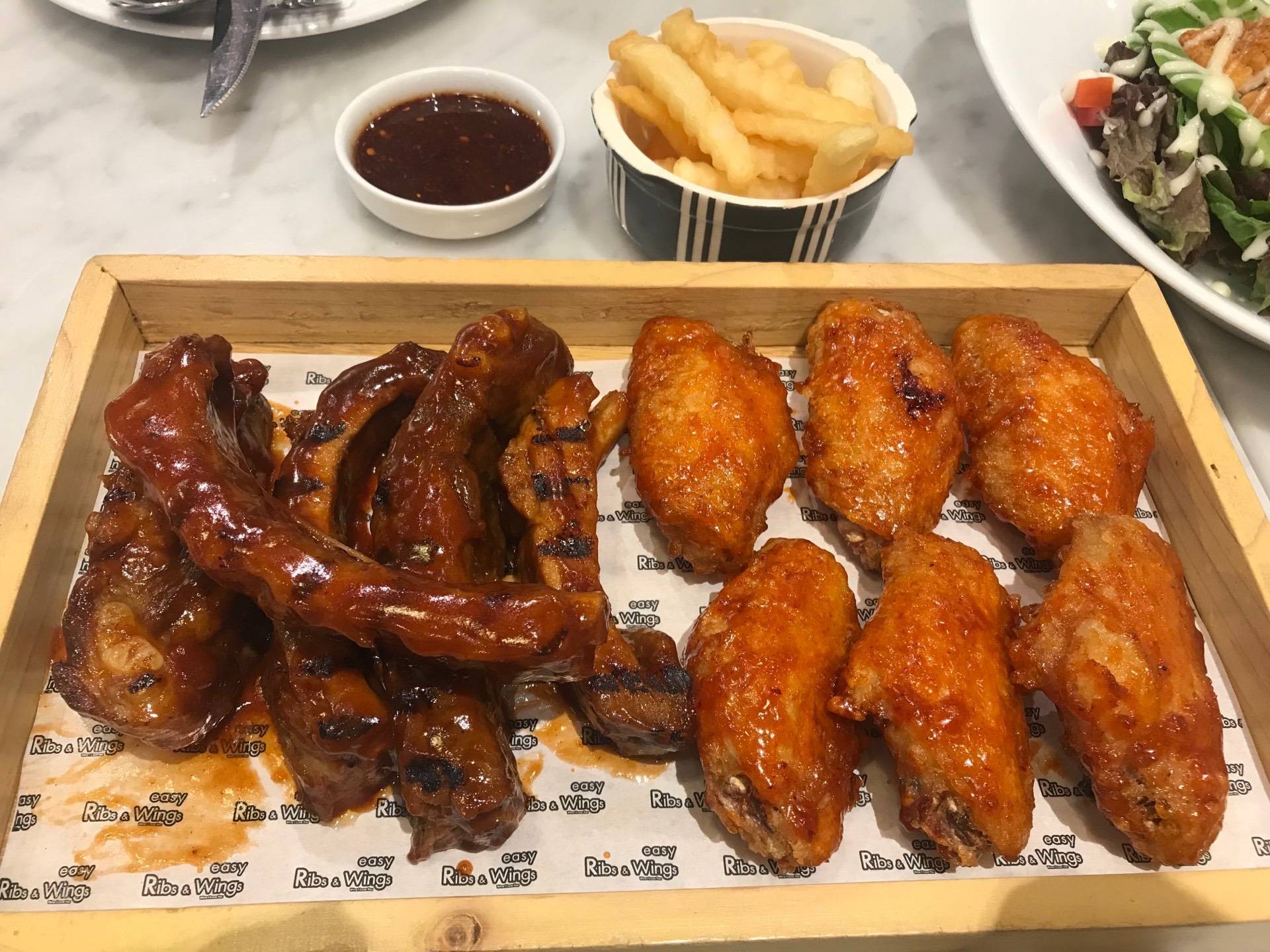 รีวิว Ribs & Wings by Wine I Love You เซ็นทรัล เวสเกต อร่อยดีในราคา