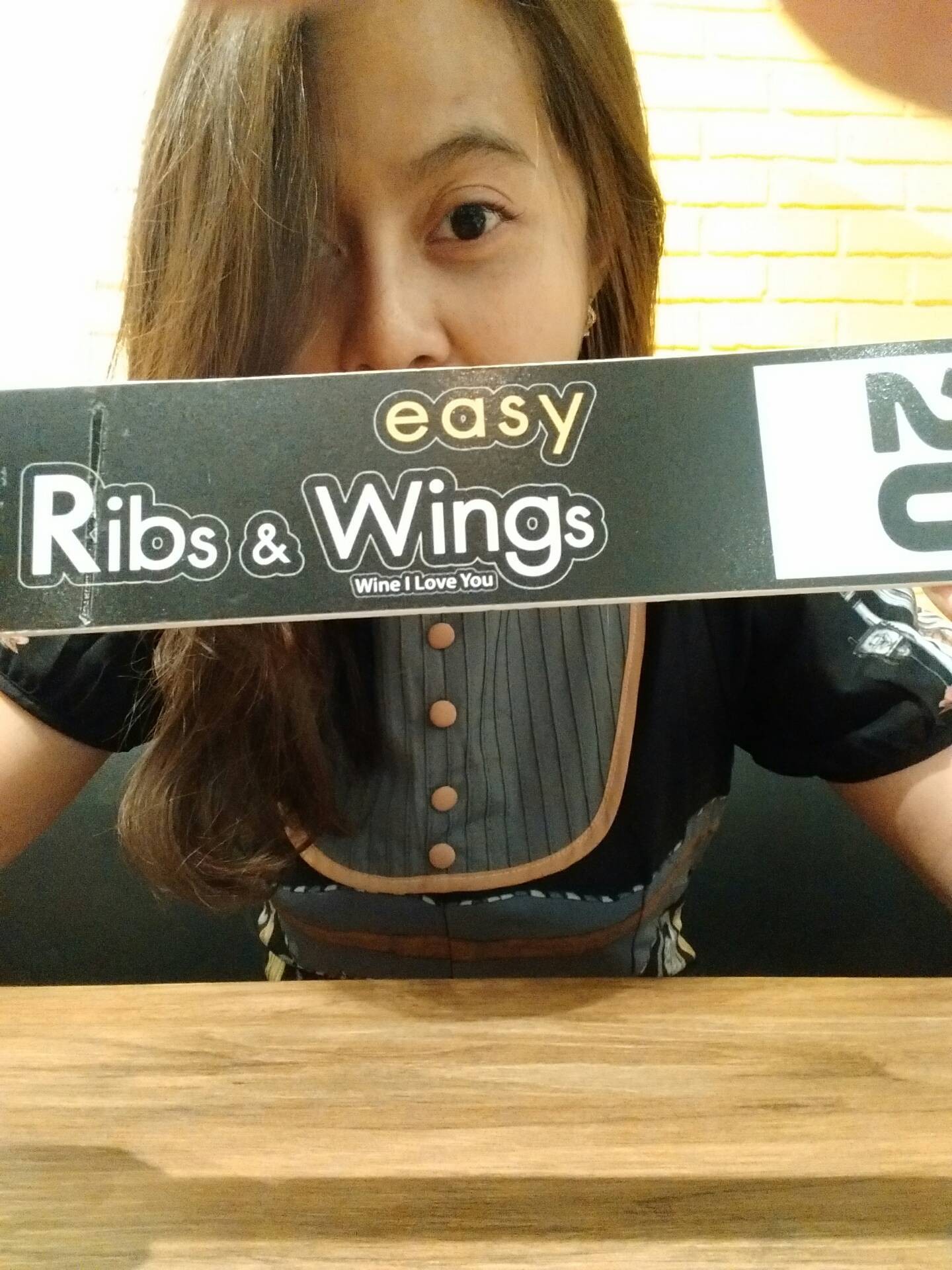 รีวิว Easy Ribs & Wings By Wine I Love You เดอะมอลล์บางกะปิ มาลองไก่
