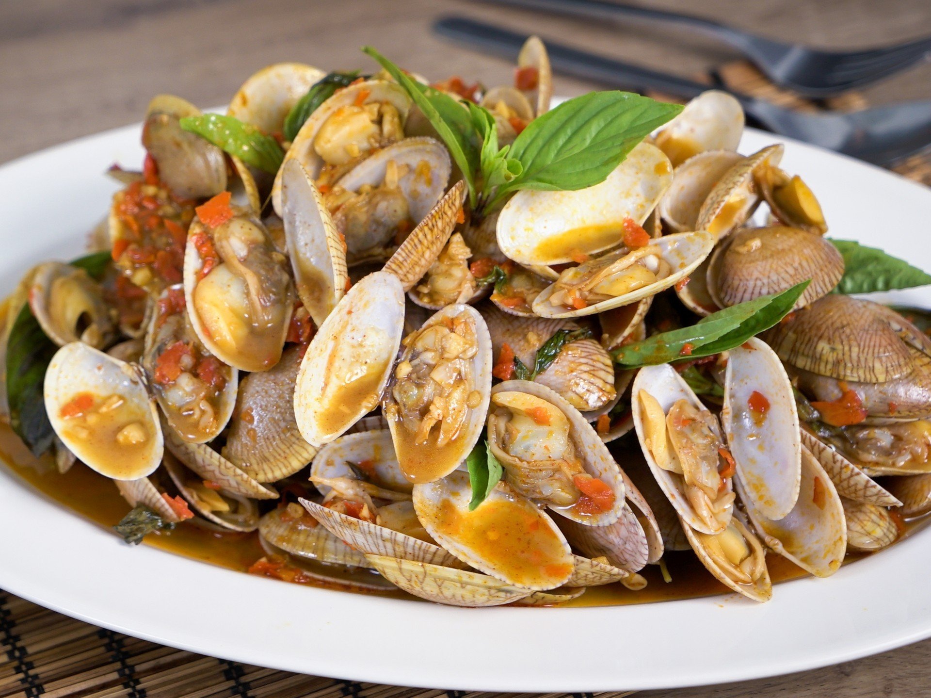 หอยลายผัดฉ่า