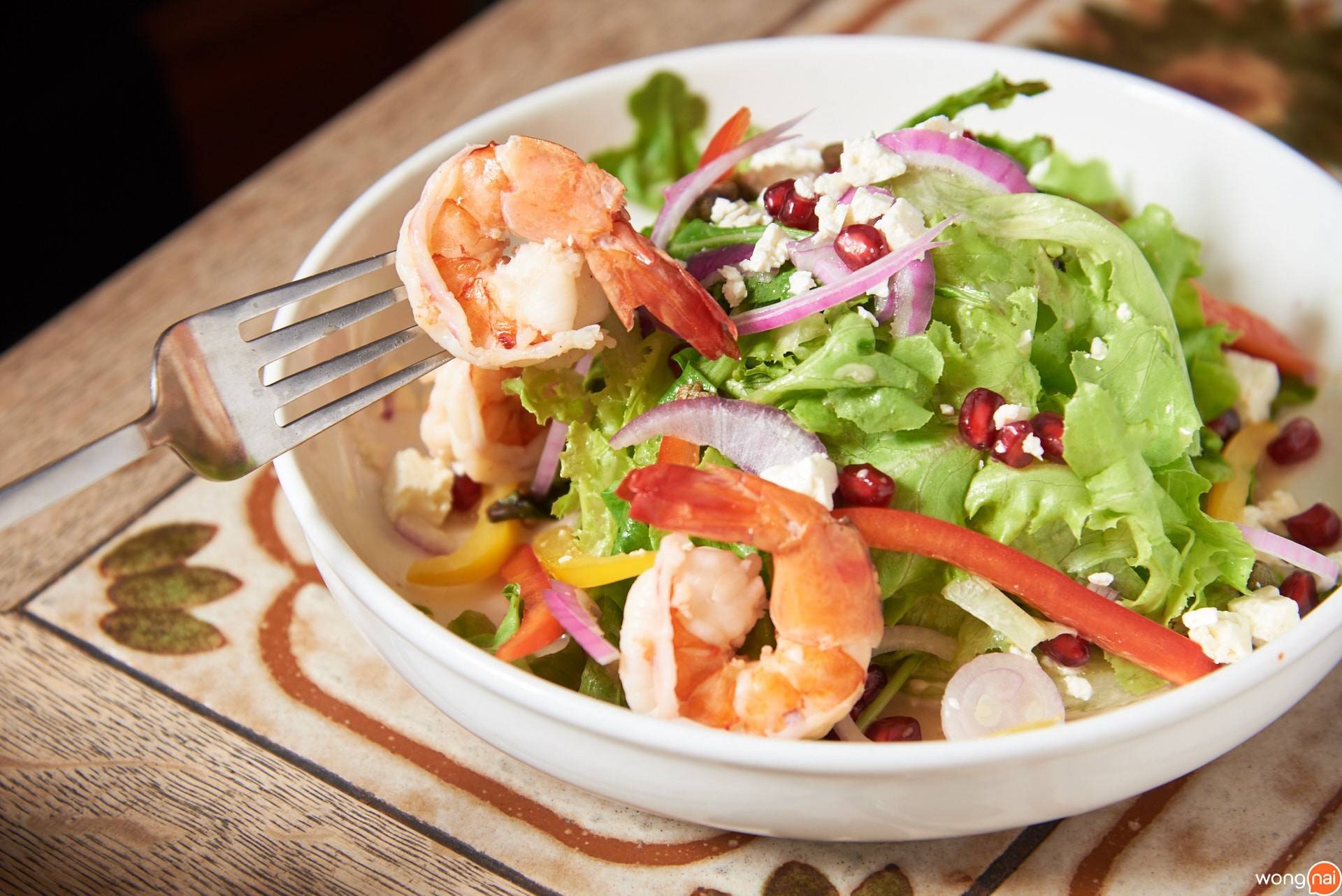 Pomegranate & Prawn Salad Mellow