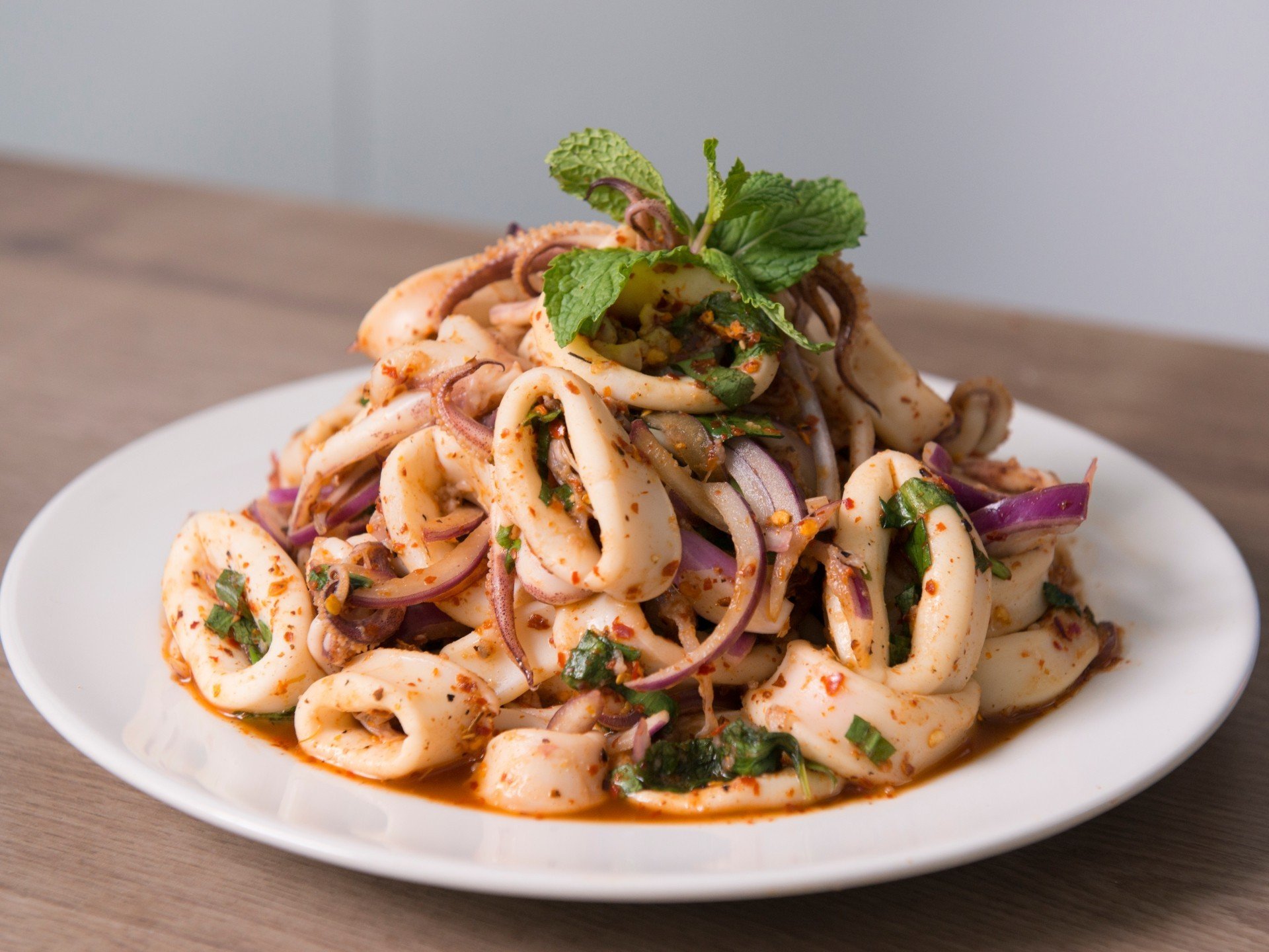 ลาบปลาหมึก