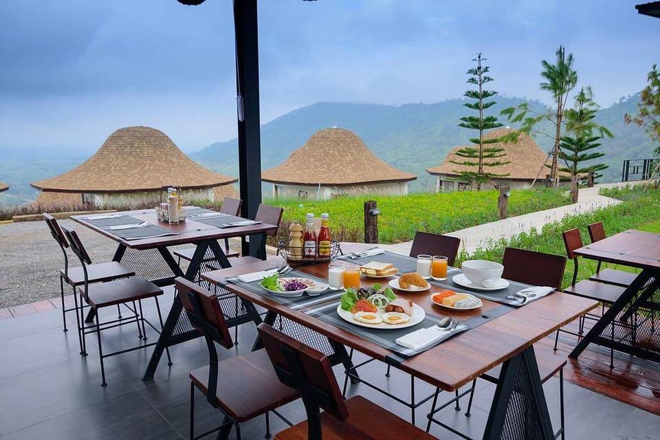 ร้าน At Tree Resort & Restaurant | รีวิวร้านอาหาร - Wongnai