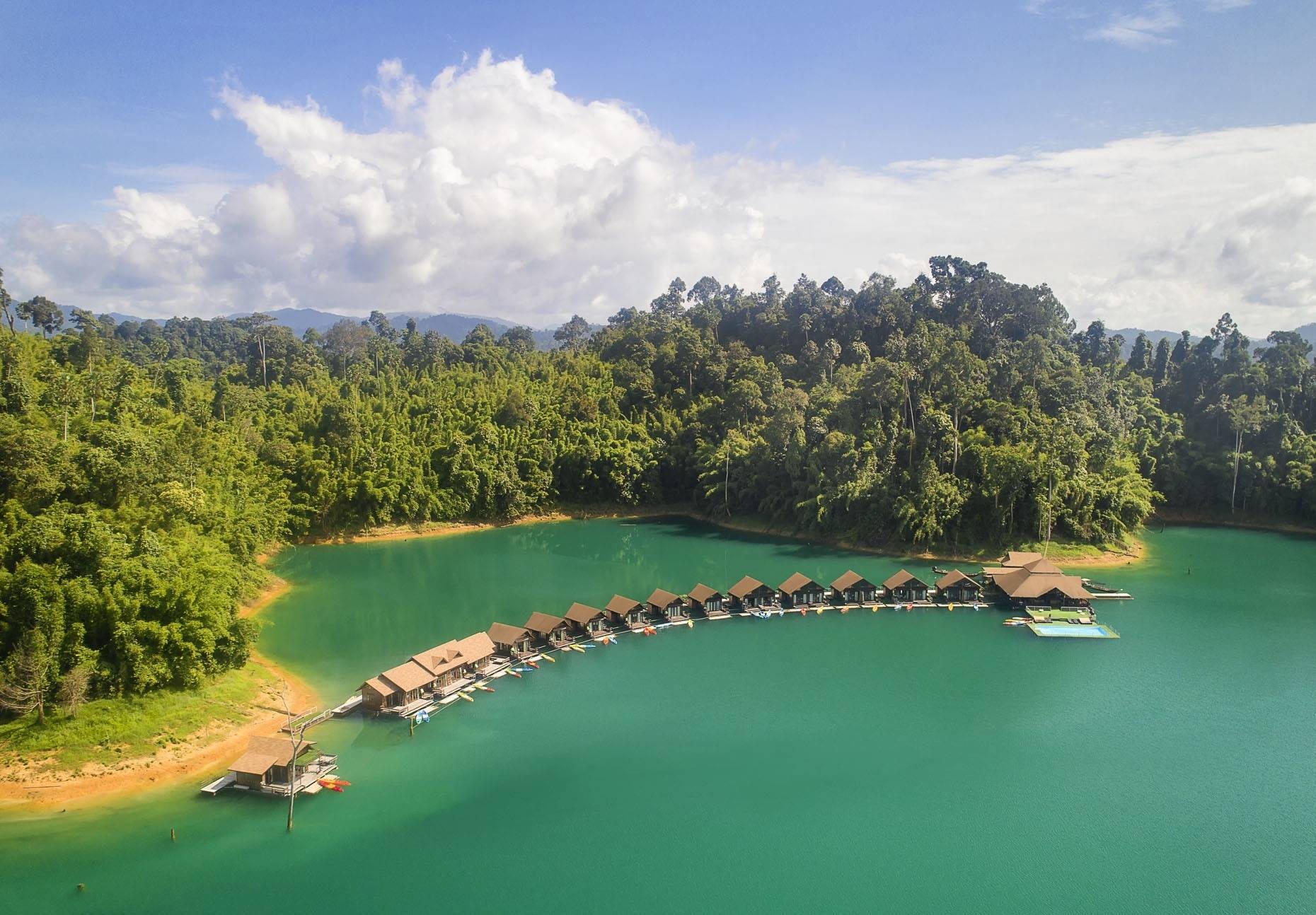 แพ 500 ไร่ (500 Rai Khao Sok Floating Resort) - รีวิวที่พัก