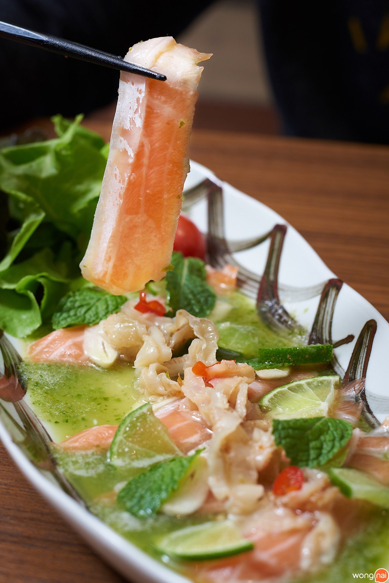 SALMON SPICY SEAFOOD Zen