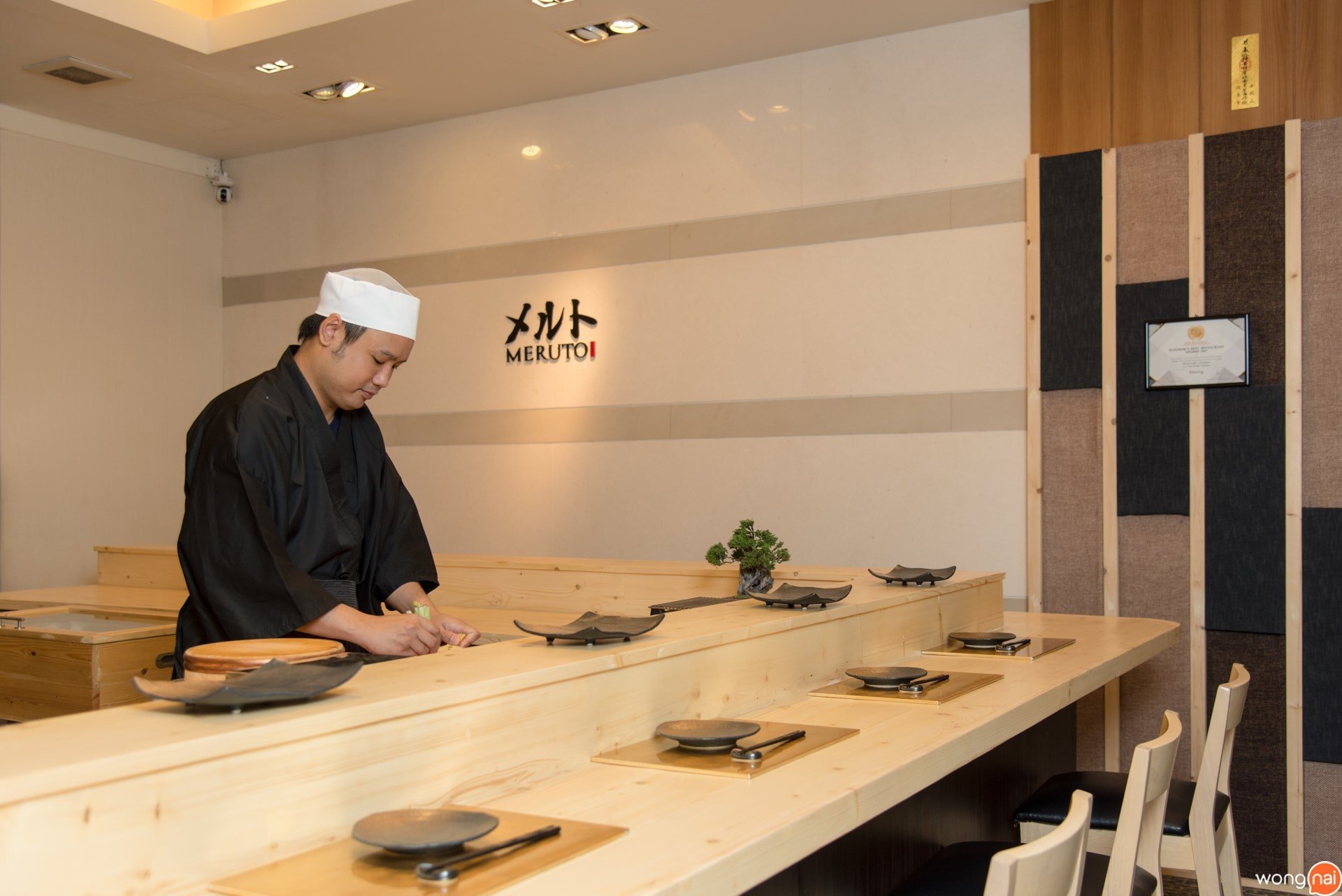 บทสัมภาษณ์ของ "เชฟอาร์ม - กีรติ บุตคีวงษ์" เจ้าของร้าน "Meruto Sushi"