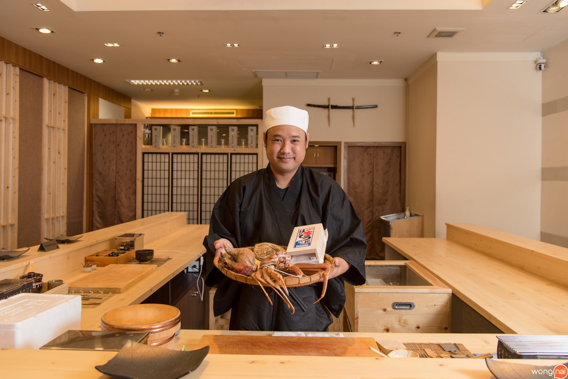 บทสัมภาษณ์ของ "เชฟอาร์ม - กีรติ บุตคีวงษ์" เจ้าของร้าน "Meruto Sushi"