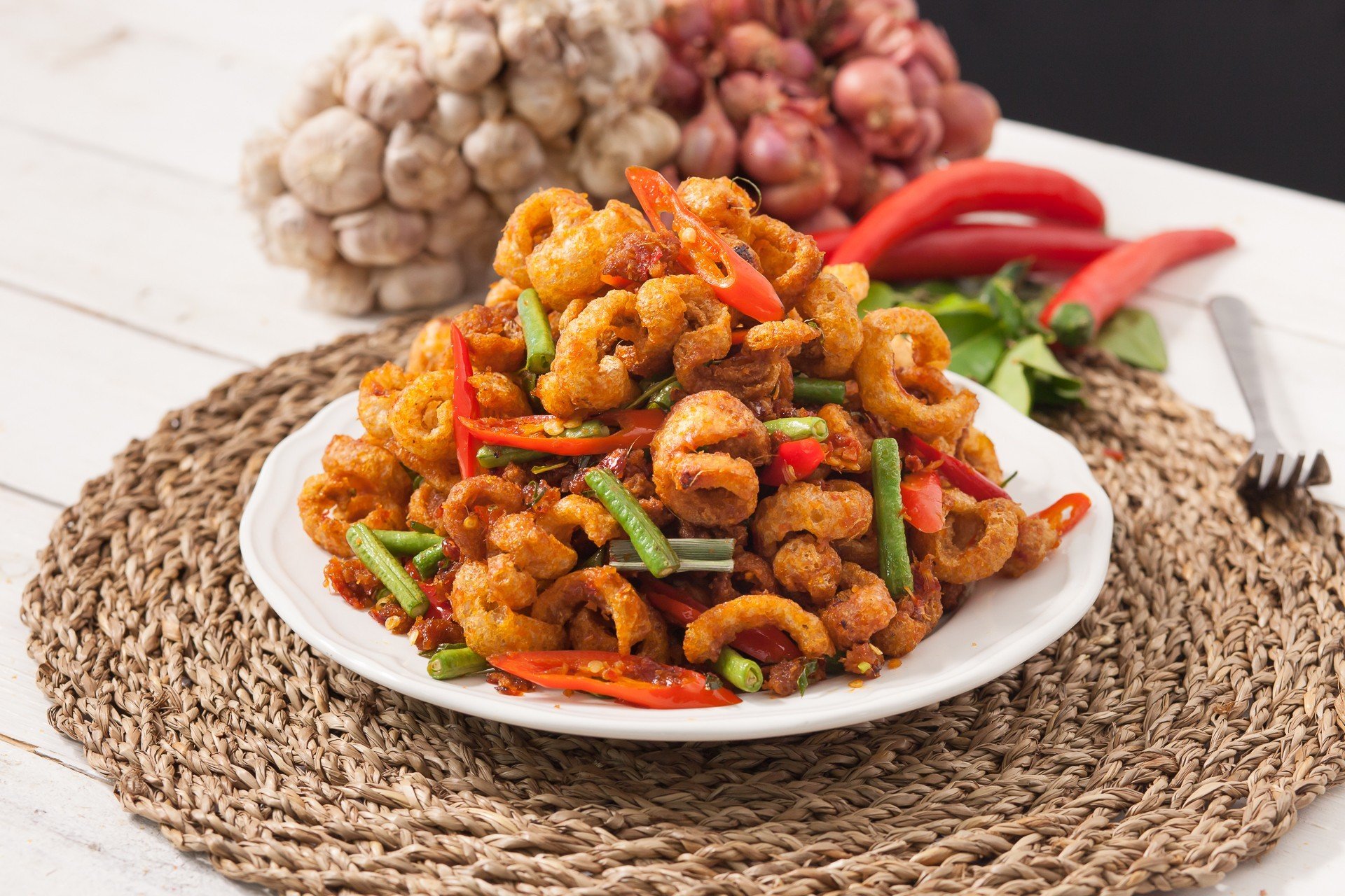 แคบหมูผัดพริกขิง