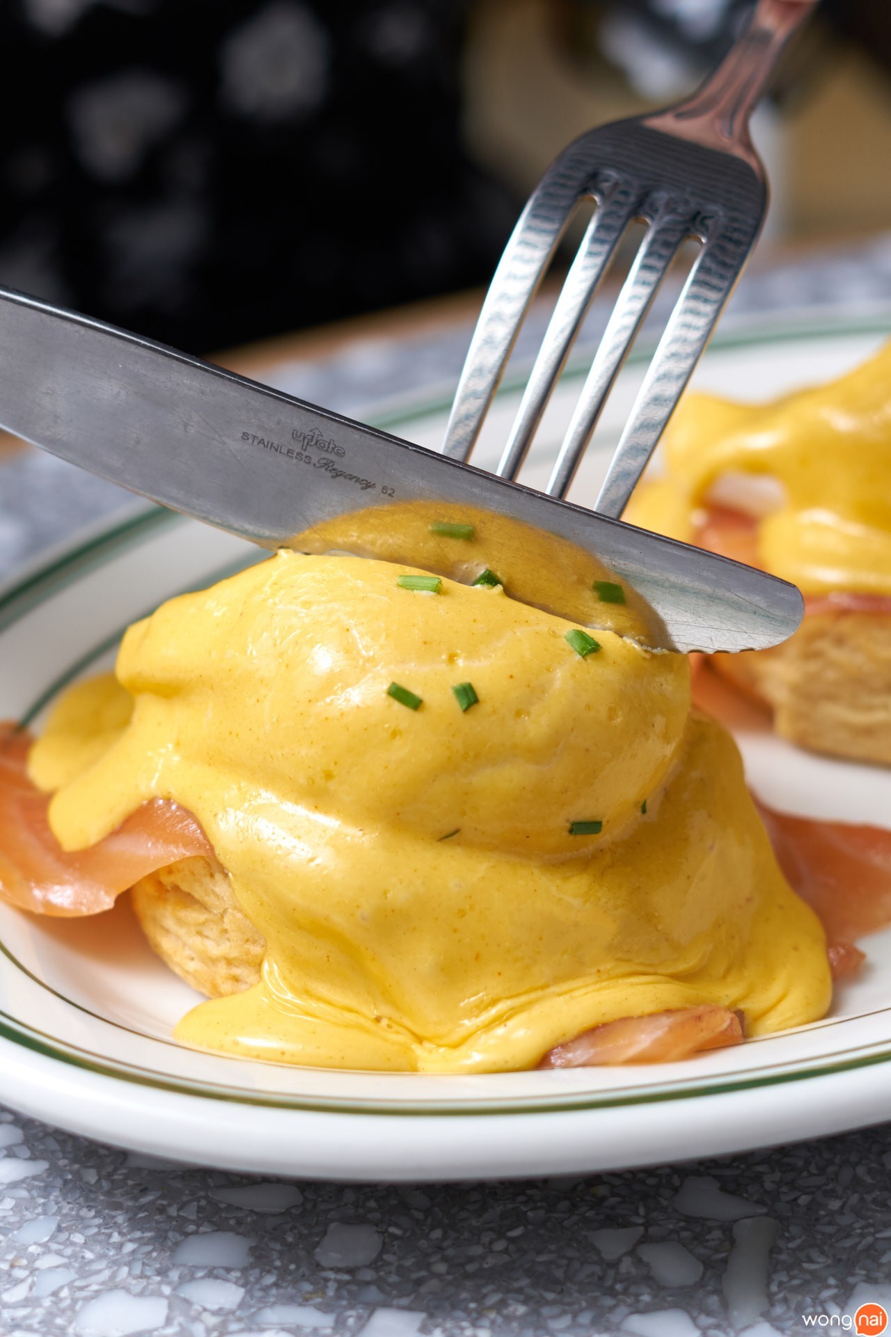 “Smoke Salmon Scrumble” ร้าน "Clinton Baking Street Bangkok"