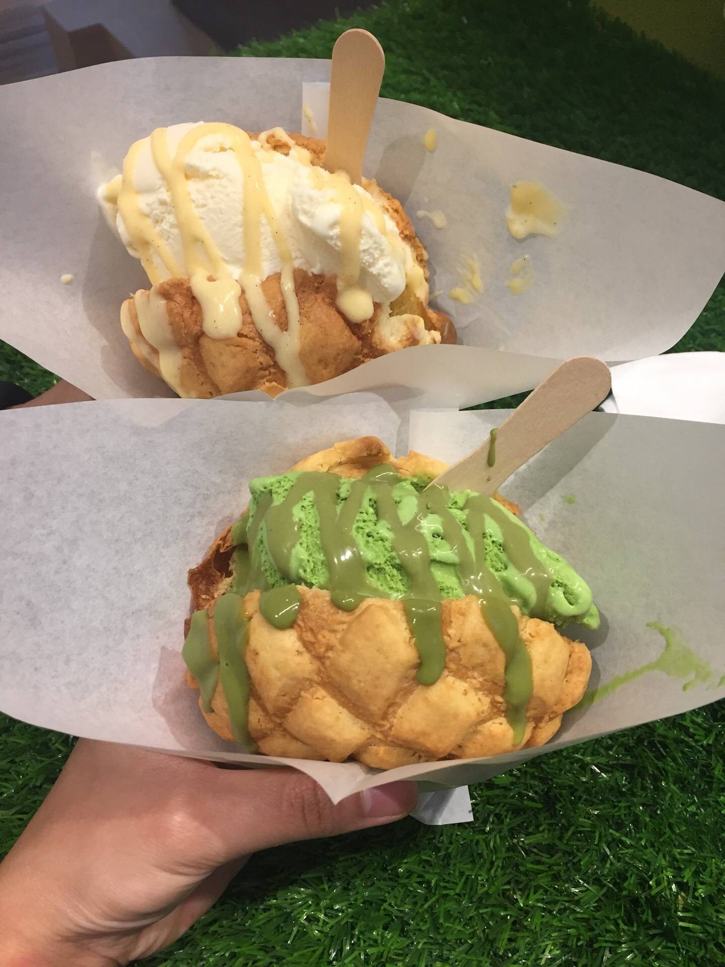 รีวิว Melonpan Ice Cream centralwOrld ปังเมล่อนมาใหม่ เปิดหลายสาขา